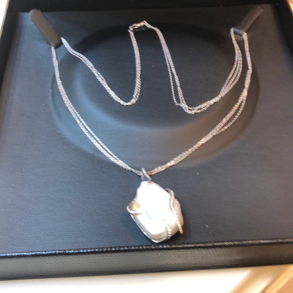 IPS Baroque Pearl/Topaz/Silver Necklace